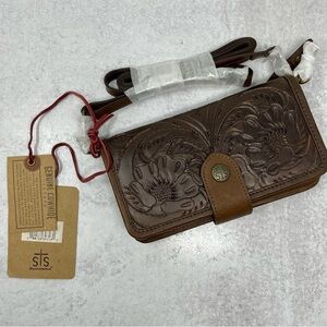 NWT - Westward Crossbody Wallet by STS